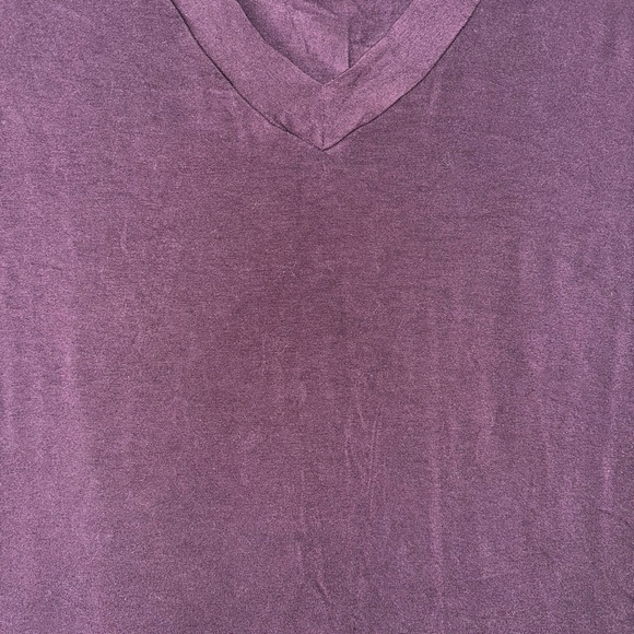 Purple v neck stretchy t-shirt. Soft A-line form fitting shirt. - Picture 2 of 3